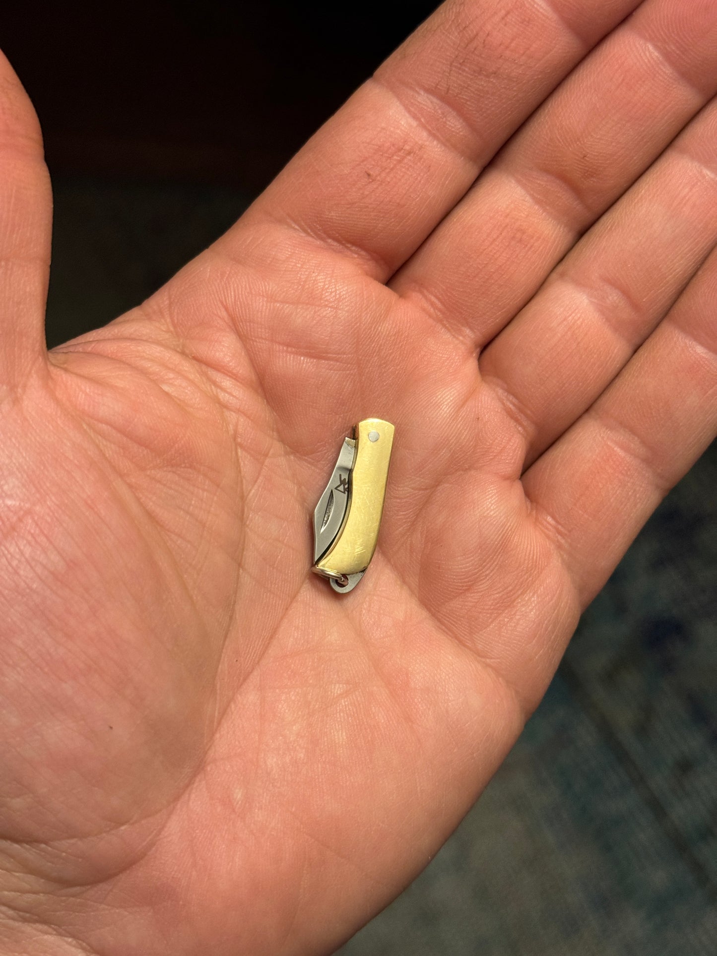 DEN Miniatures / Mini Folding Knife Necklace